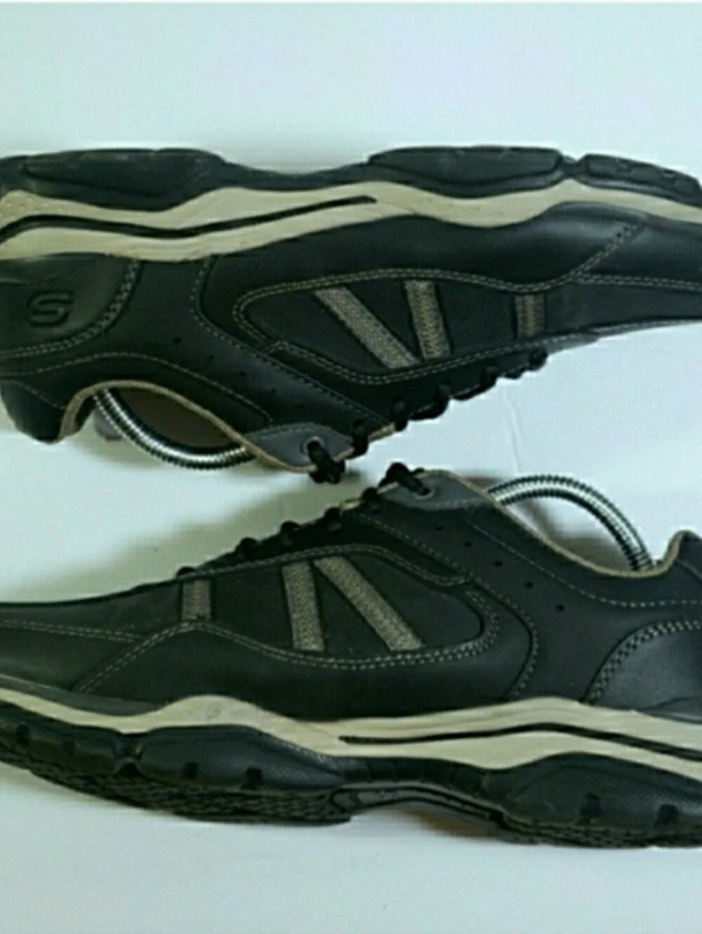 Skechers Revato Texon Leather Hiking Trail Shoes Sneakers